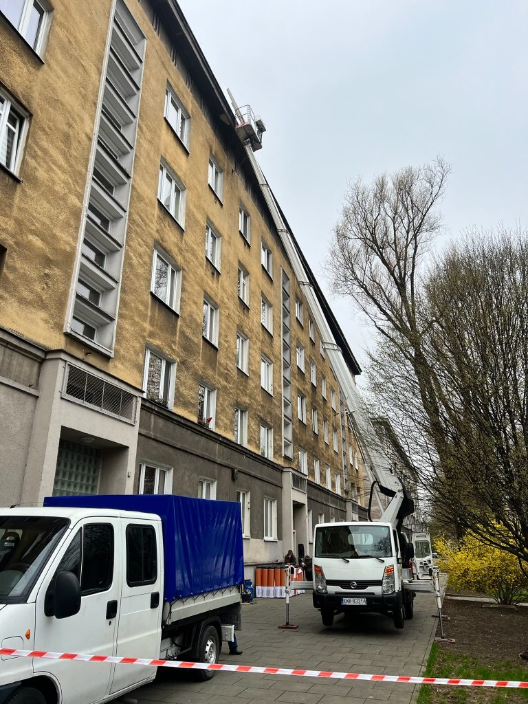 Zwyżka Kraków - prace przy bloku